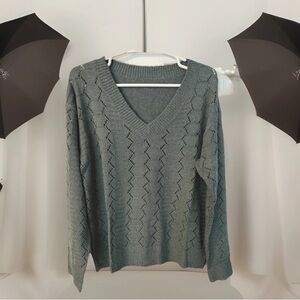 Elegant Light Green V-Neck Sweater